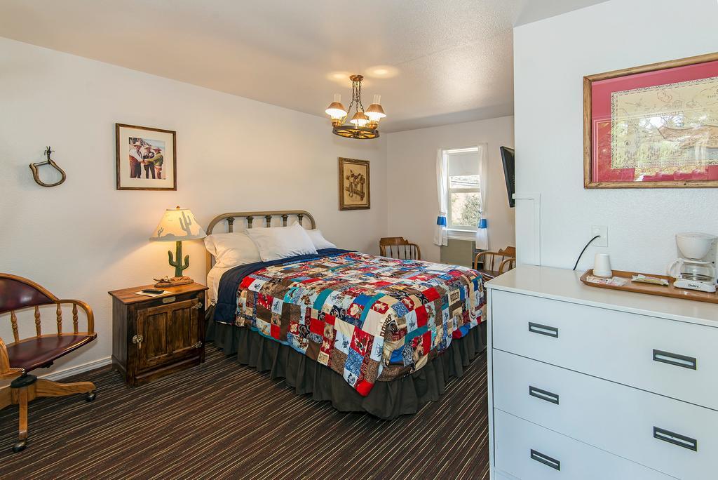 Virginia City Inn エクステリア 写真