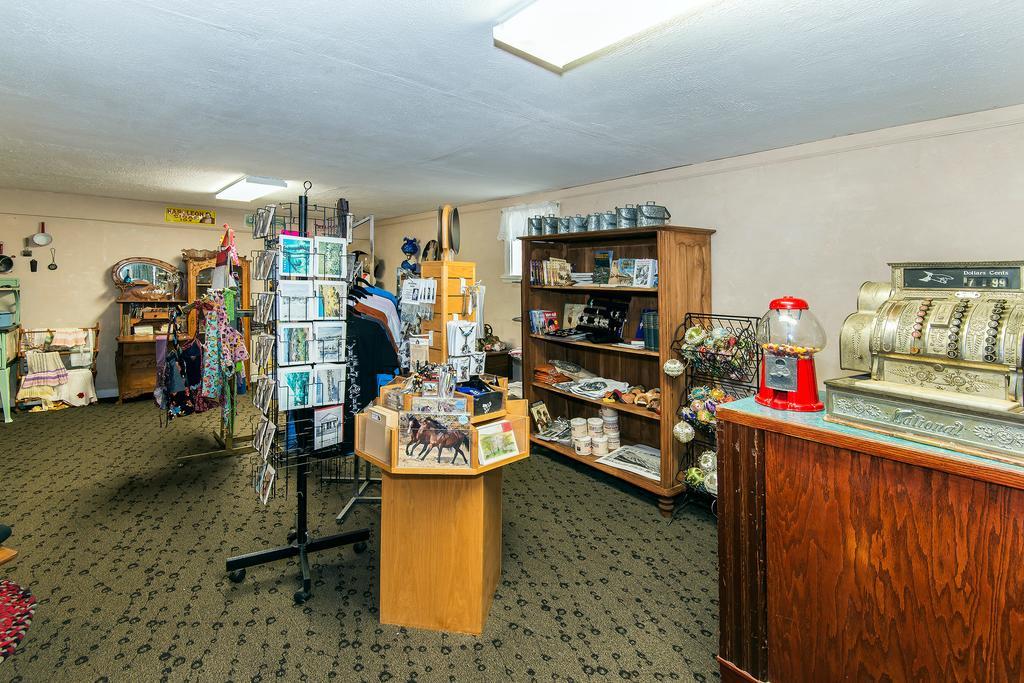 Virginia City Inn エクステリア 写真