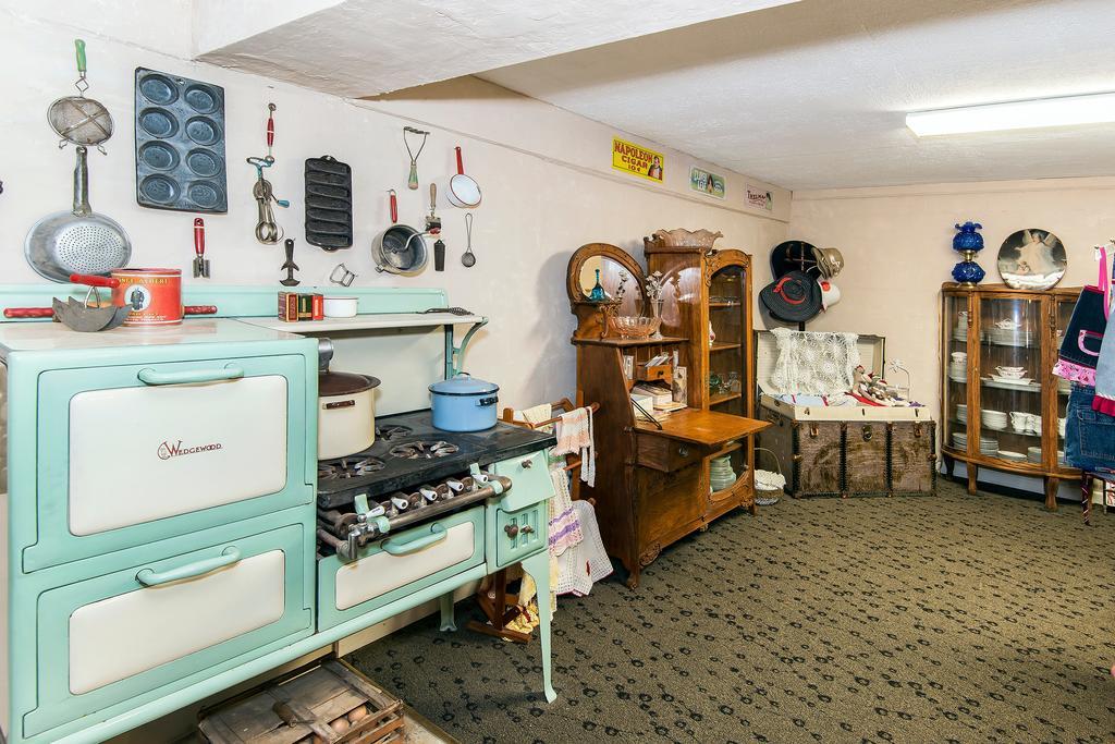 Virginia City Inn エクステリア 写真