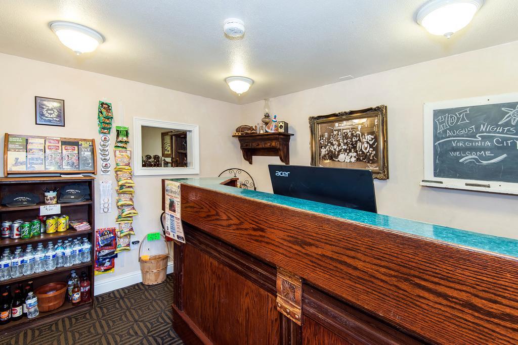 Virginia City Inn エクステリア 写真