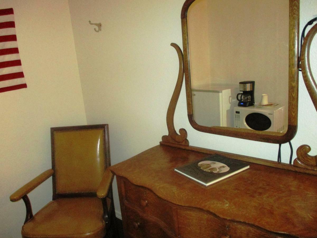 Virginia City Inn エクステリア 写真