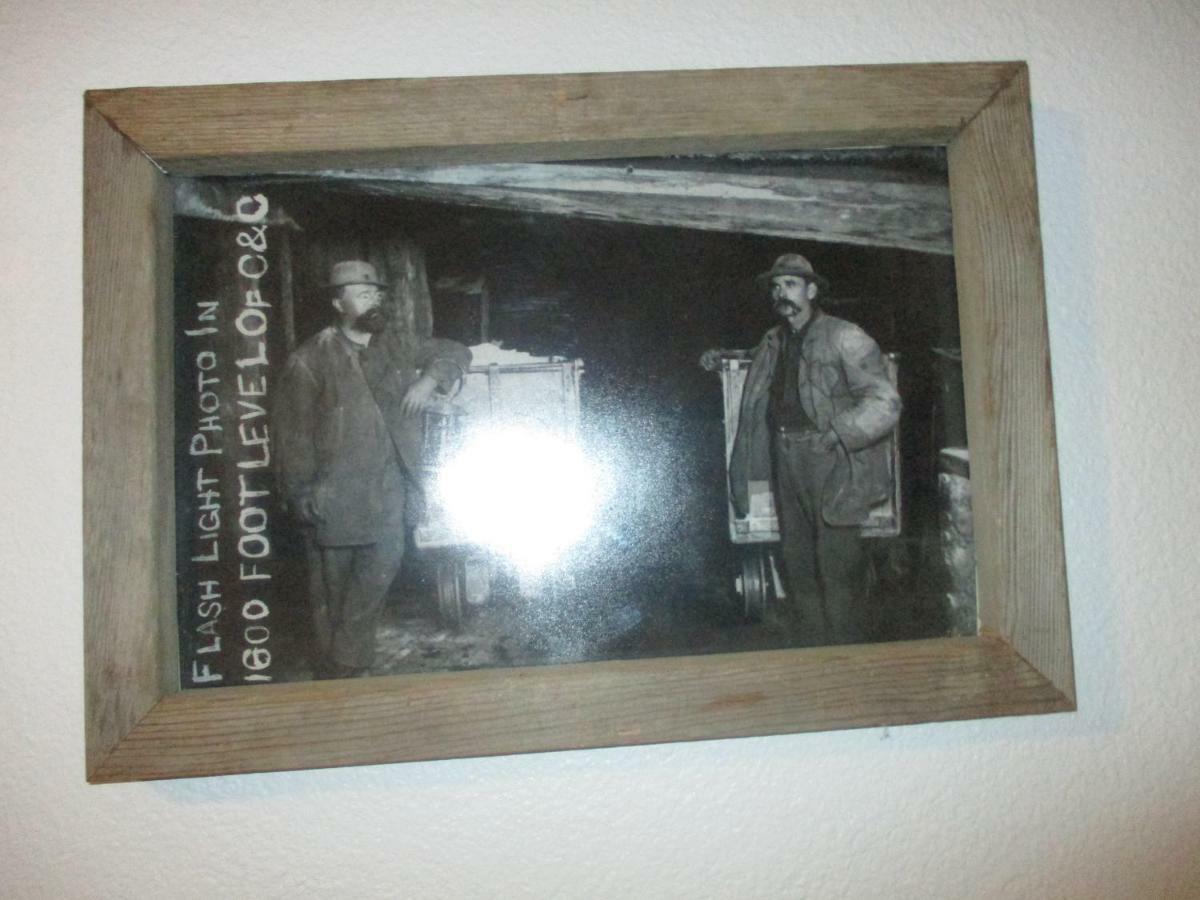 Virginia City Inn エクステリア 写真